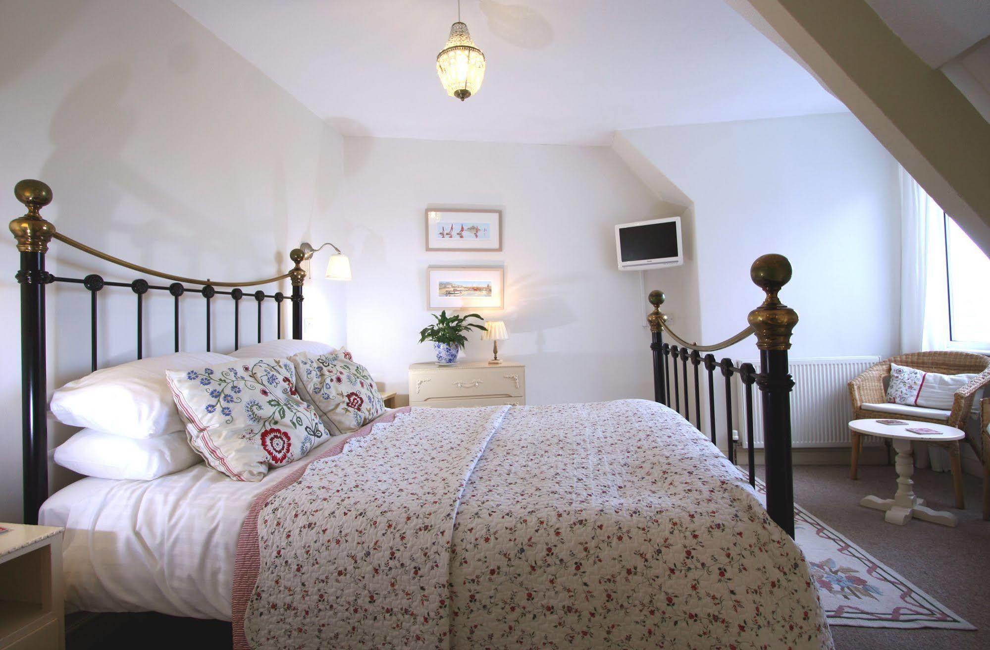 ペンザンス Glencree House Bed & Breakfast エクステリア 写真