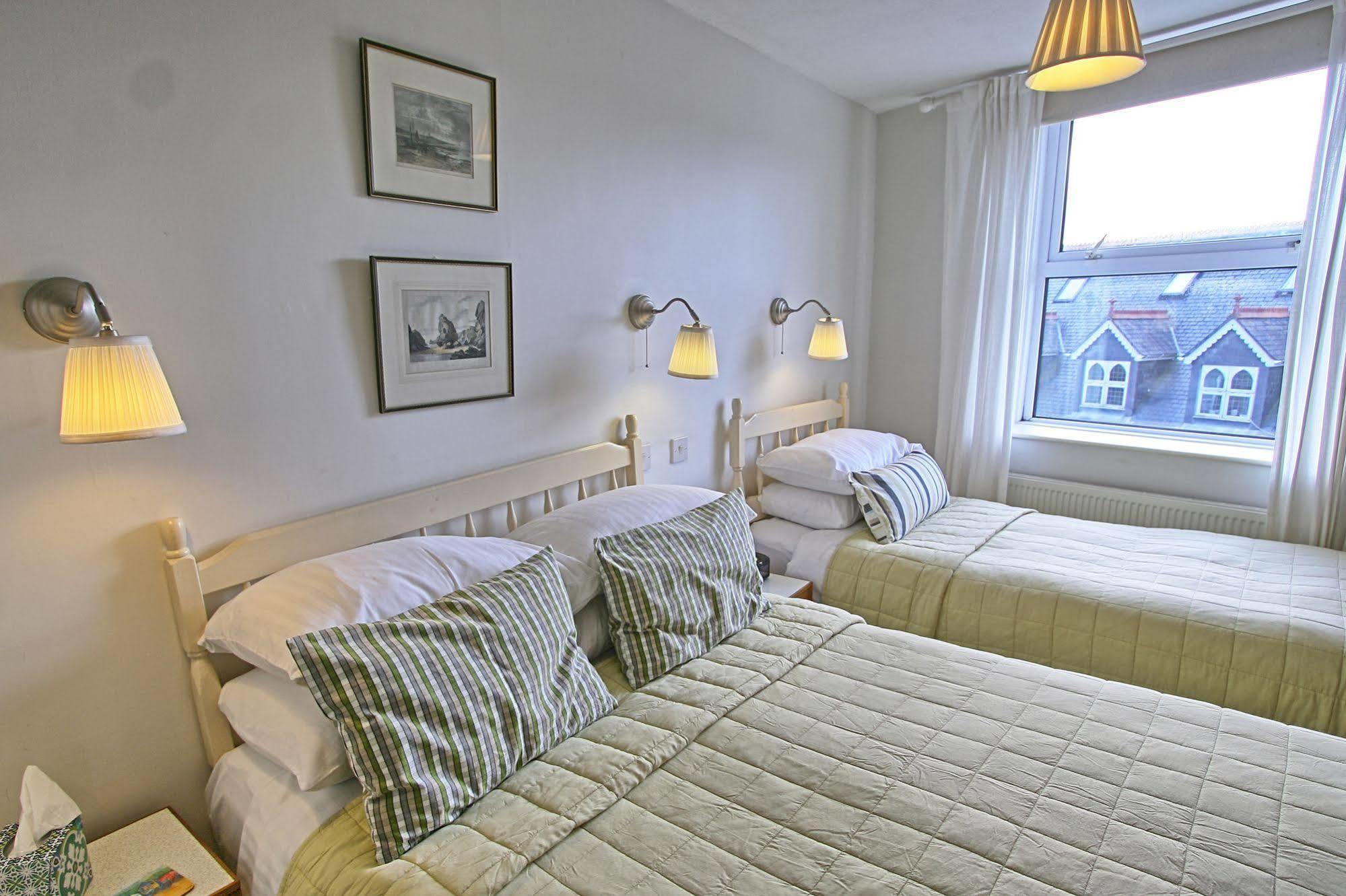 ペンザンス Glencree House Bed & Breakfast エクステリア 写真